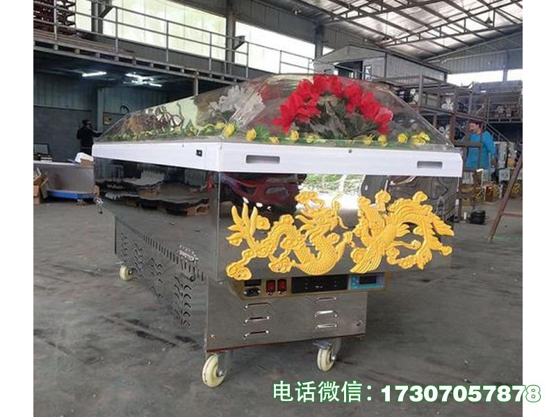 樊城告别厅水晶棺