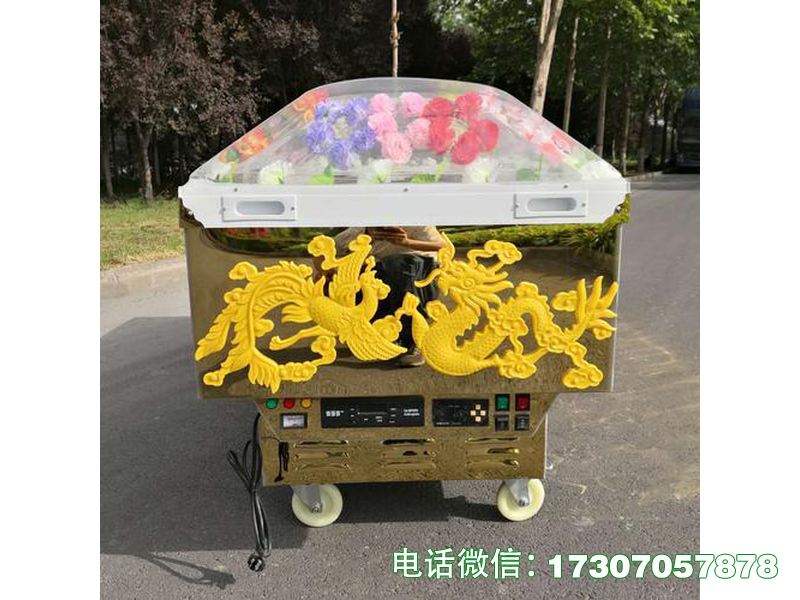 樊城火葬场瞻仰冰棺